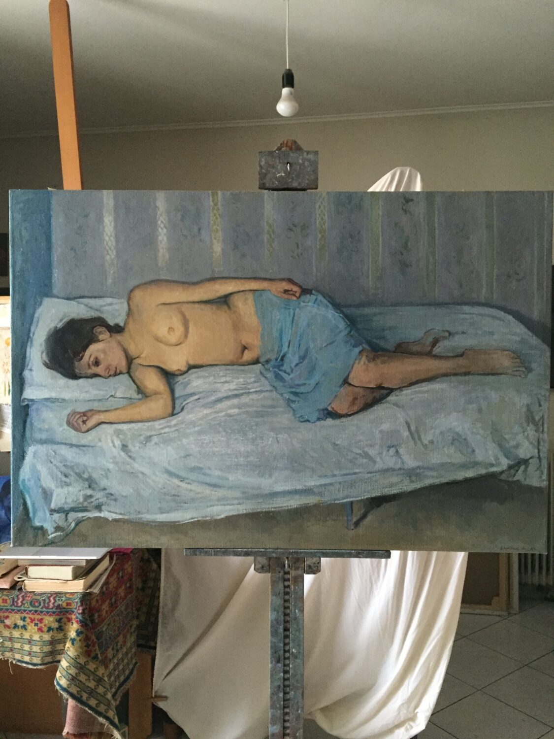 Reclining woman, painting by Lambro Ahlas